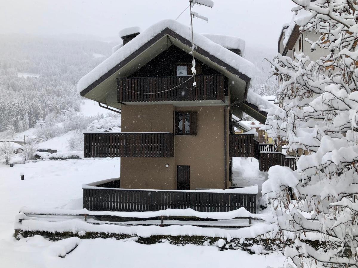 Tabla - Confort Ed Eleganza A 100 Mt Dagli Impianti Aprica Exteriör bild