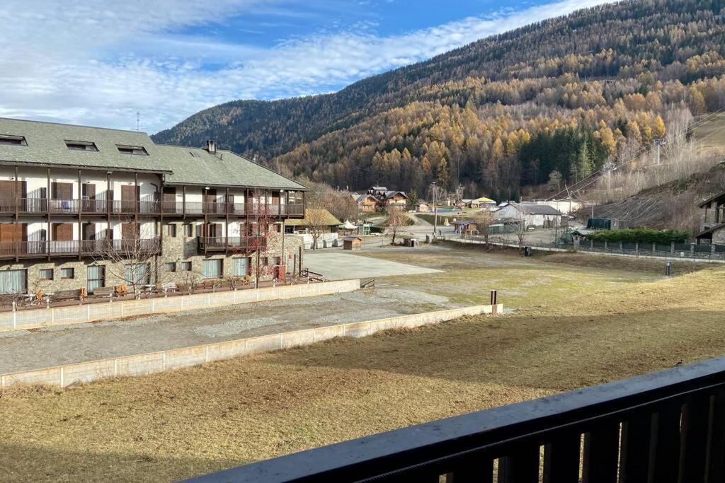 Tabla - Confort Ed Eleganza A 100 Mt Dagli Impianti Aprica Exteriör bild