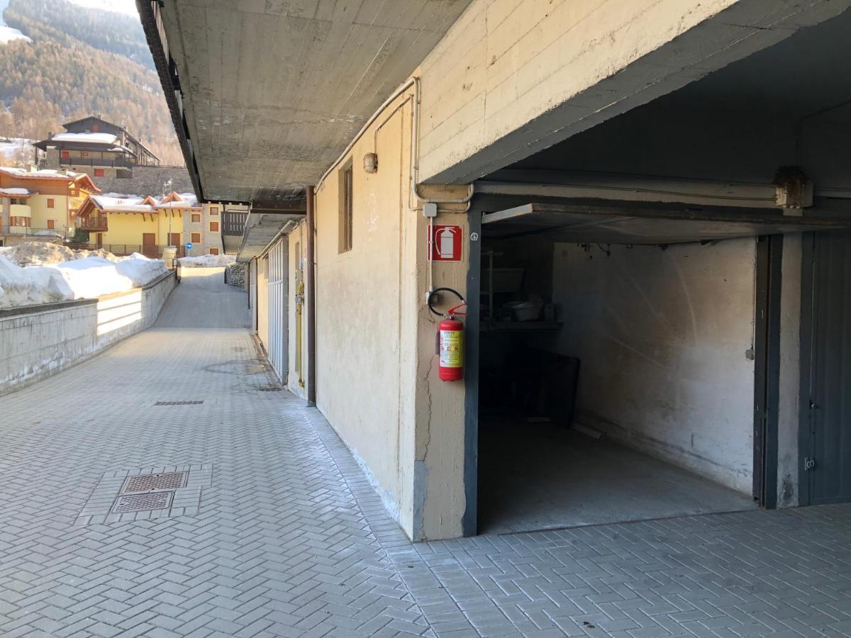 Tabla - Confort Ed Eleganza A 100 Mt Dagli Impianti Aprica Exteriör bild